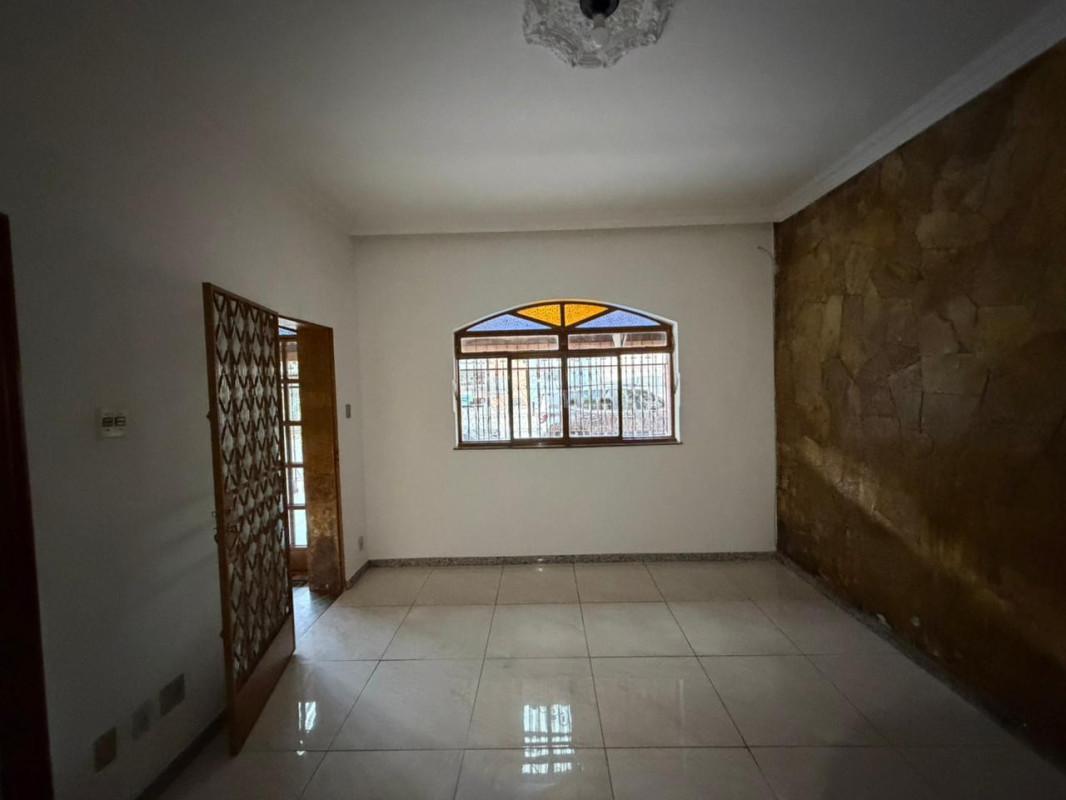 Casa, Graça, 4 Quartos, 2 Vagas, 1 Suíte