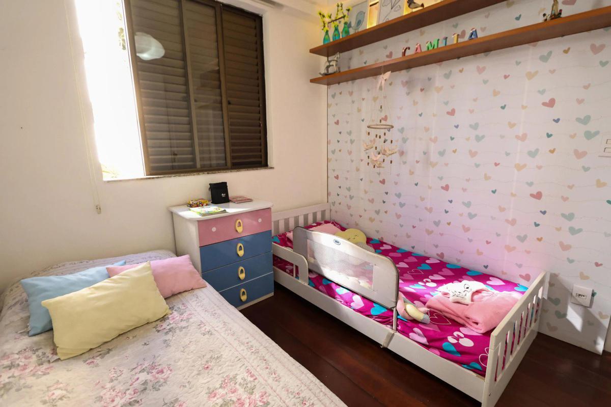 Apartamento, Luxemburgo, 4 Quartos, 3 Vagas, 1 Suíte
