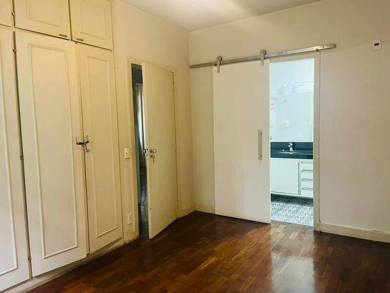 Apartamento, Funcionários, 4 Quartos, 2 Vagas, 1 Suíte