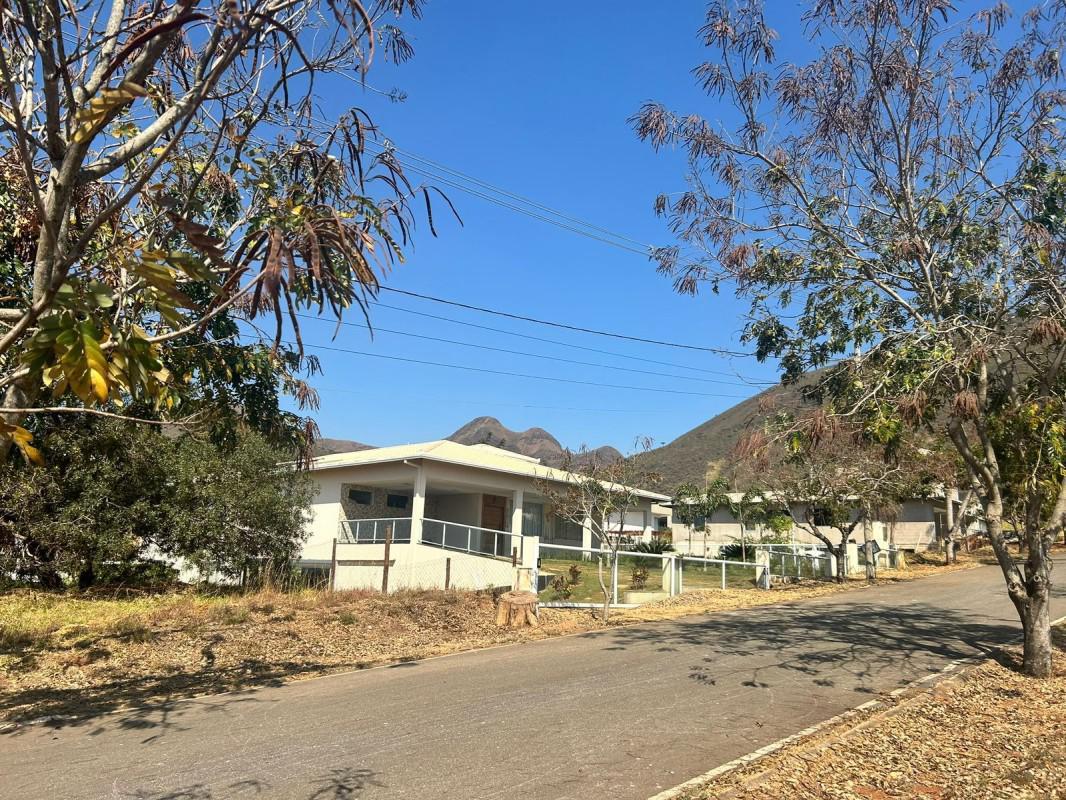 Lote, Serra dos Bandeirantes, 0 Quarto, 0 Vaga