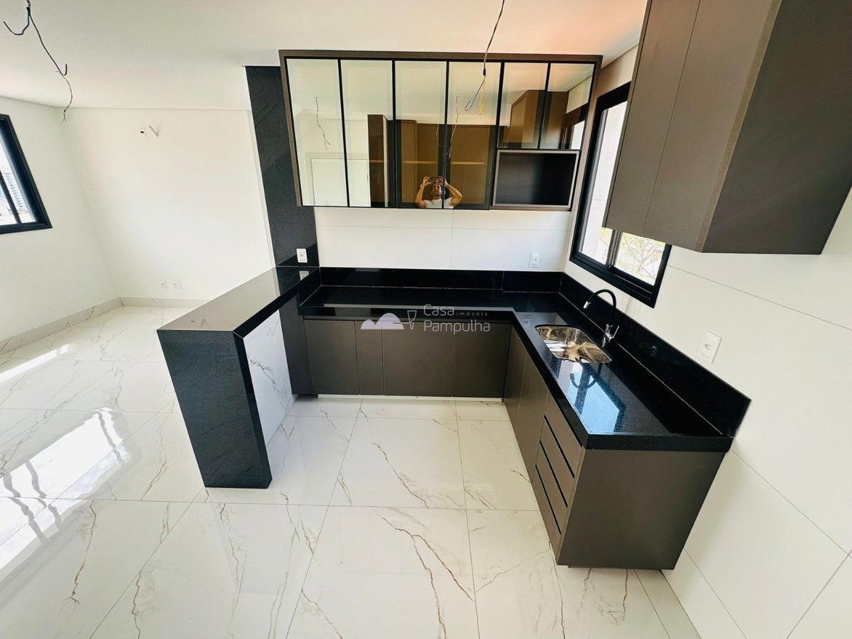 Apartamento, Planalto, 4 Quartos, 2 Vagas, 2 Suítes