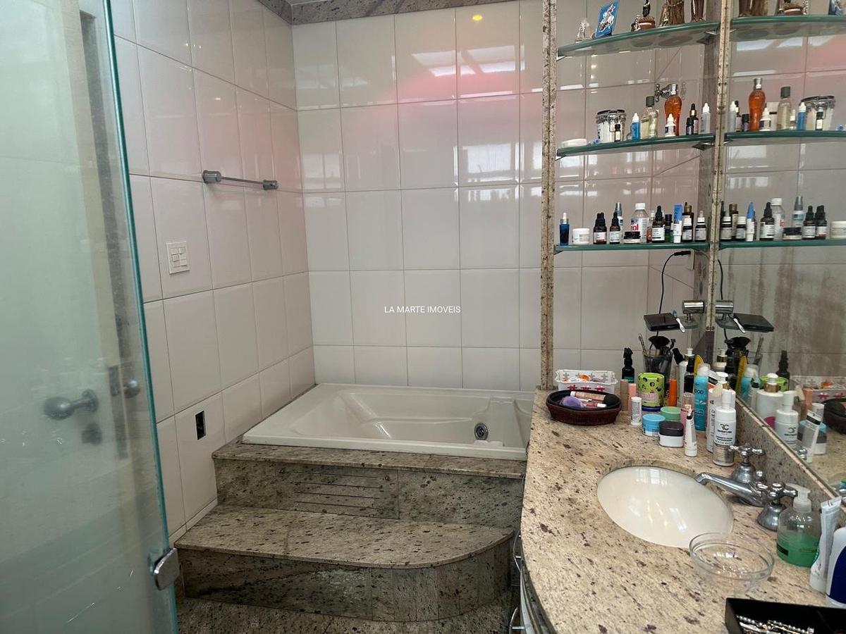 Casa, Inconfidentes, 4 Quartos, 4 Vagas, 1 Suíte