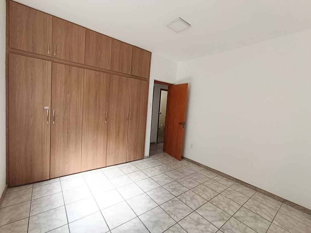 Casa, Caiçaras, 3 Quartos, 4 Vagas, 1 Suíte