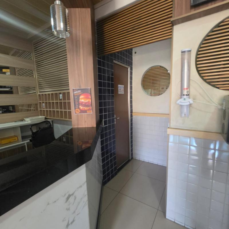 Hotel, Centro, 28 Quartos, 0 Vaga, 28 Suítes