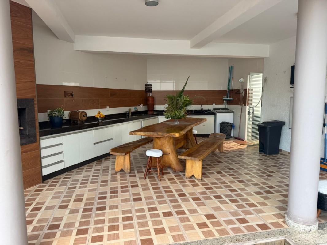 Casa, Ponte Alta, 6 Quartos, 6 Vagas, 2 Suítes