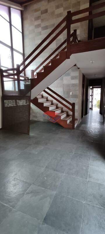 Casa, Centro, 4 Quartos, 4 Vagas, 1 Suíte
