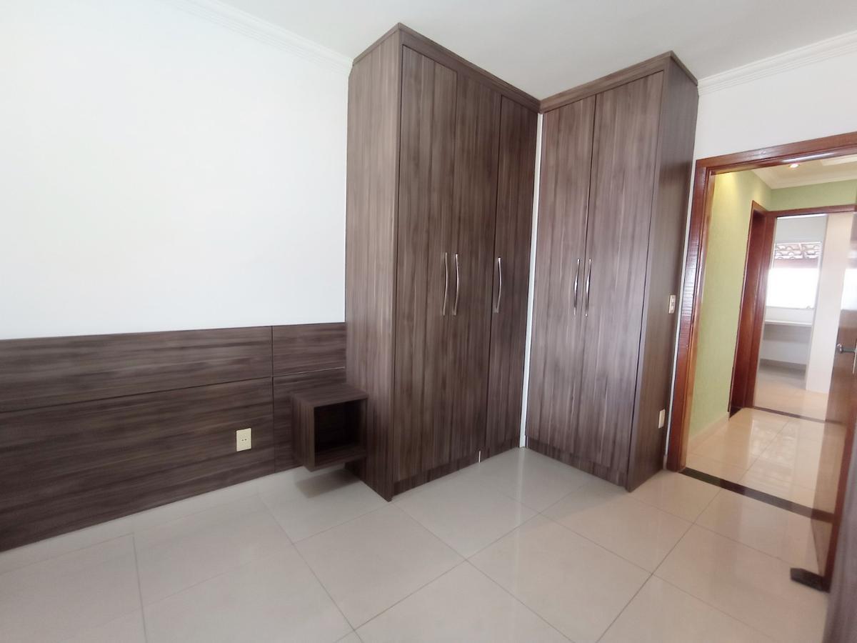 Casa, Jardim Leblon, 3 Quartos, 2 Vagas, 1 Suíte