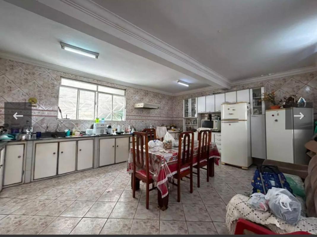 Casa, Miramar (barreiro), 3 Quartos, 4 Vagas, 1 Suíte