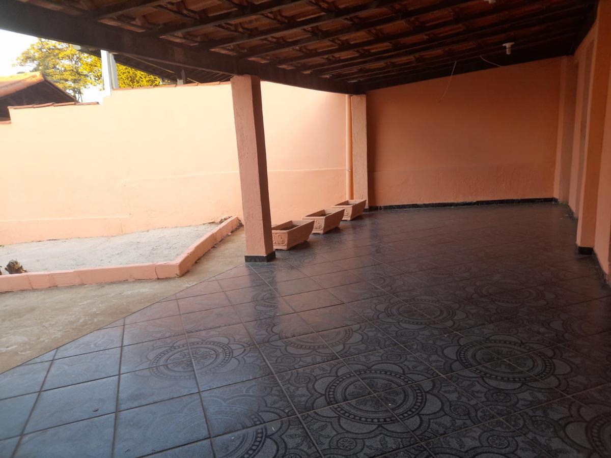 Casa, Floramar, 3 Quartos, 2 Vagas, 1 Suíte