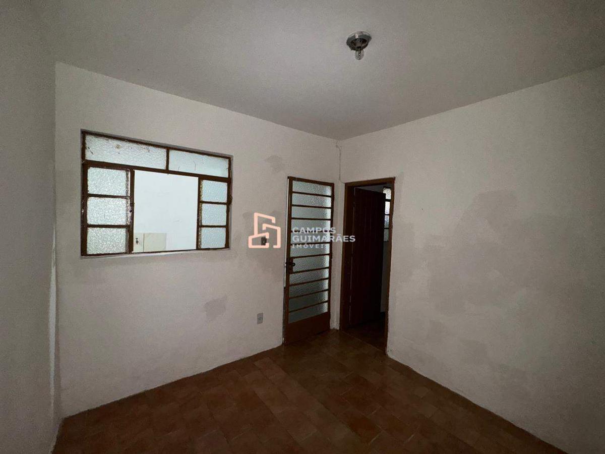 Casa, Milionários, 1 Quarto, 1 Vaga