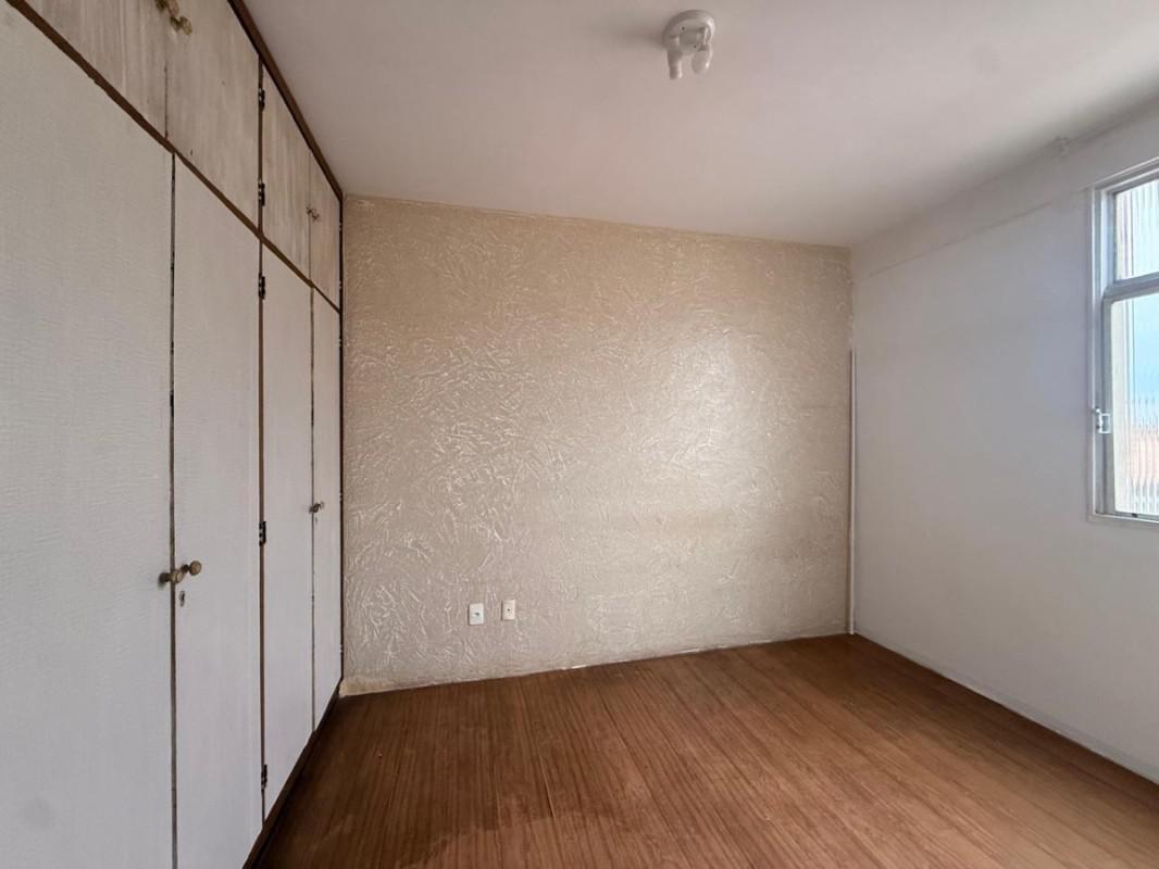 Apartamento, Floresta, 2 Quartos, 0 Vaga