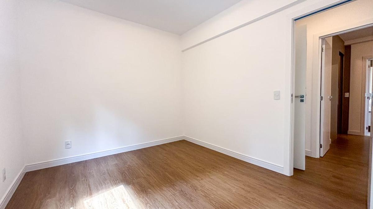 Apartamento, Cruzeiro, 3 Quartos, 2 Vagas, 1 Suíte