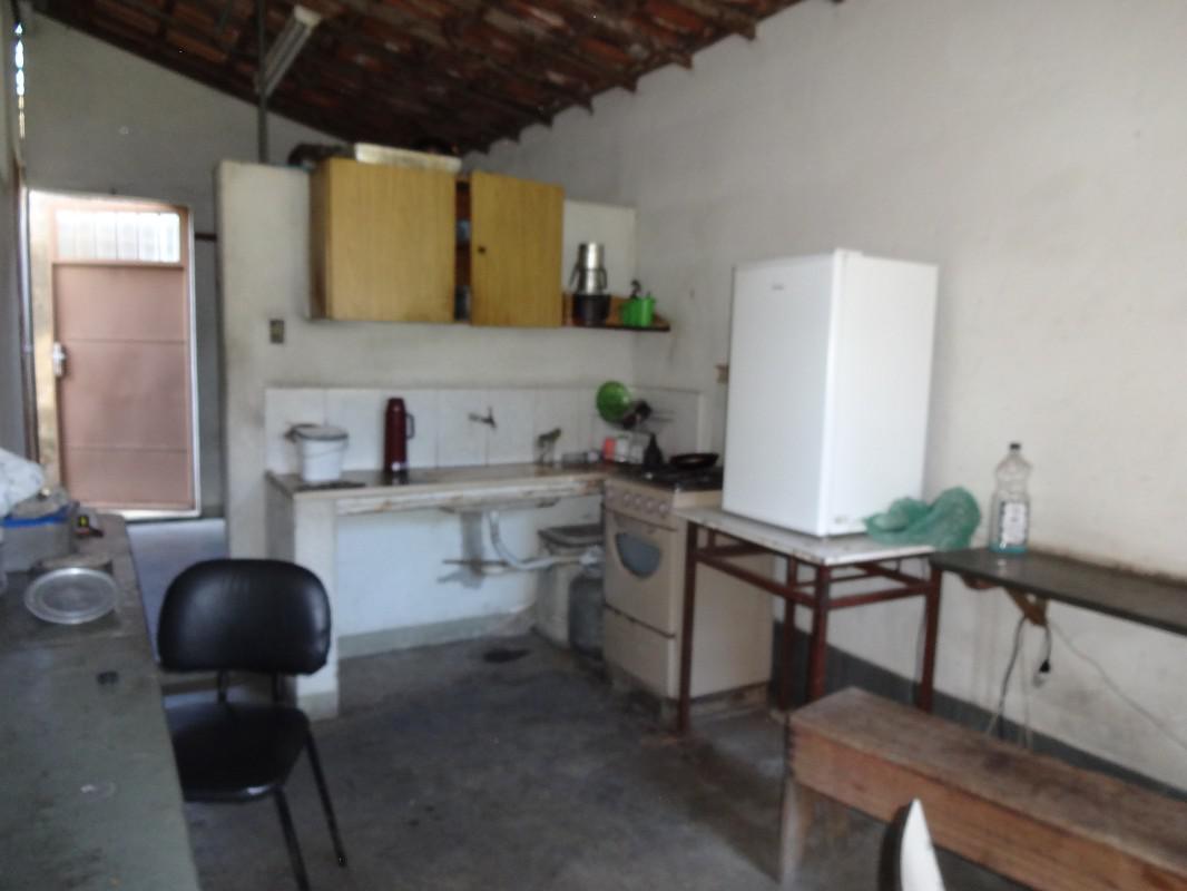 Galpão, Floramar, 0 Quarto, 2 Vagas