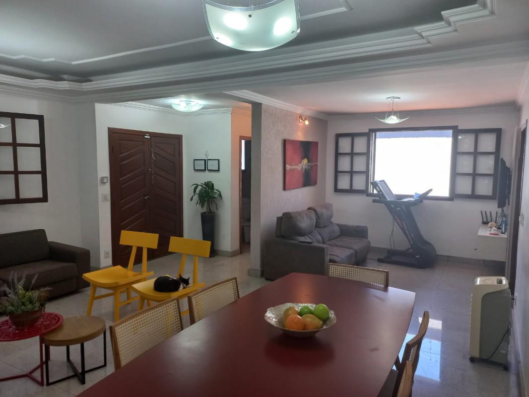 Casa, Caiçaras, 4 Quartos, 6 Vagas, 3 Suítes