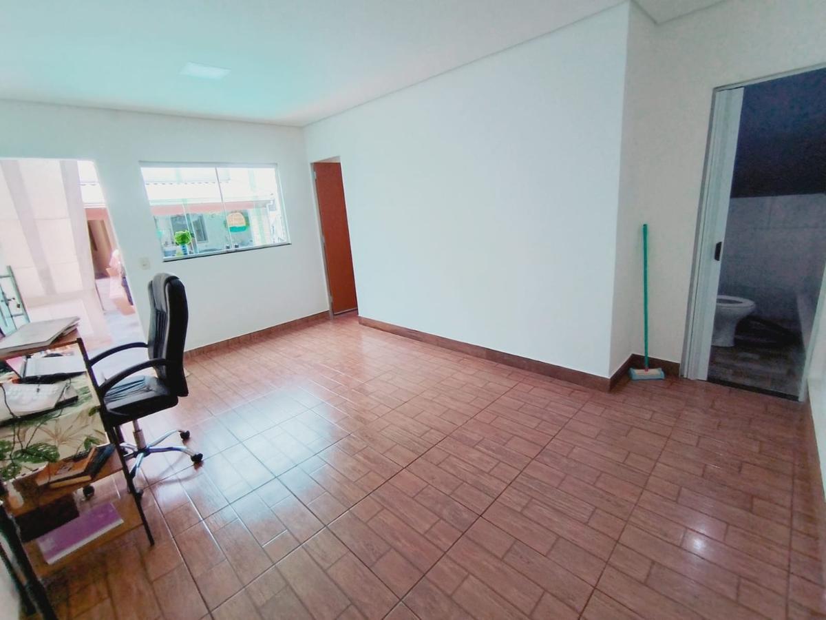 Casa, Céu Azul, 3 Quartos, 4 Vagas, 1 Suíte