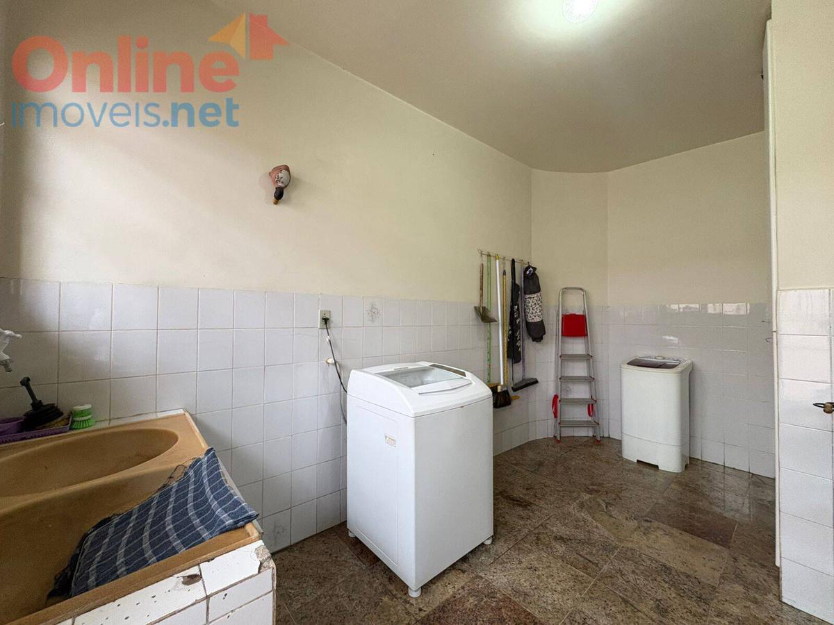 Casa, Dona Clara, 3 Quartos, 0 Vaga, 1 Suíte