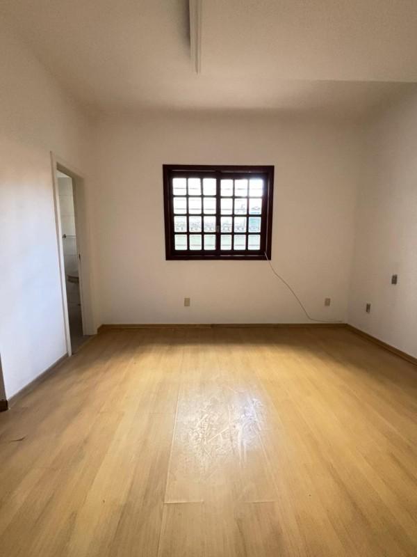 Casa, Itapoã, 5 Quartos, 5 Vagas, 3 Suítes