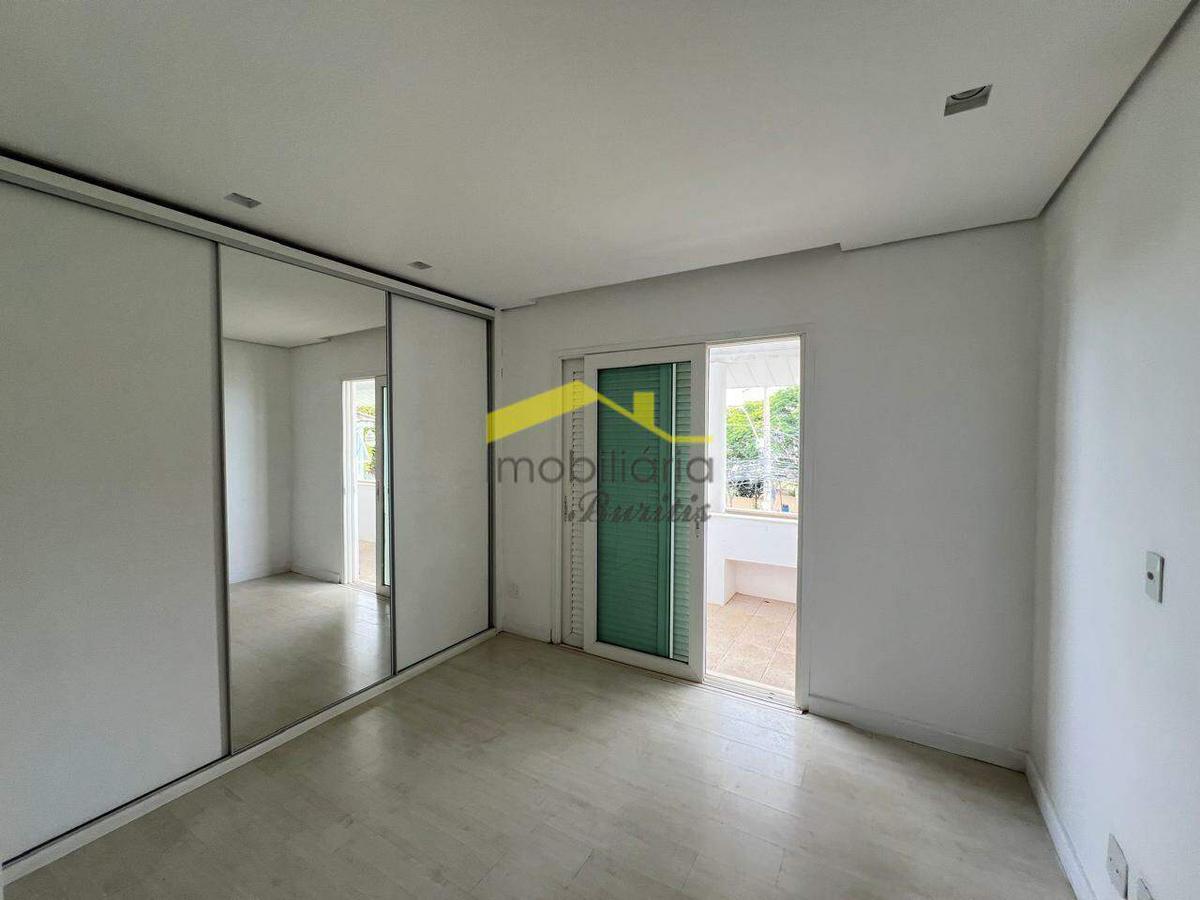 Casa, Estoril, 3 Quartos, 6 Vagas, 1 Suíte