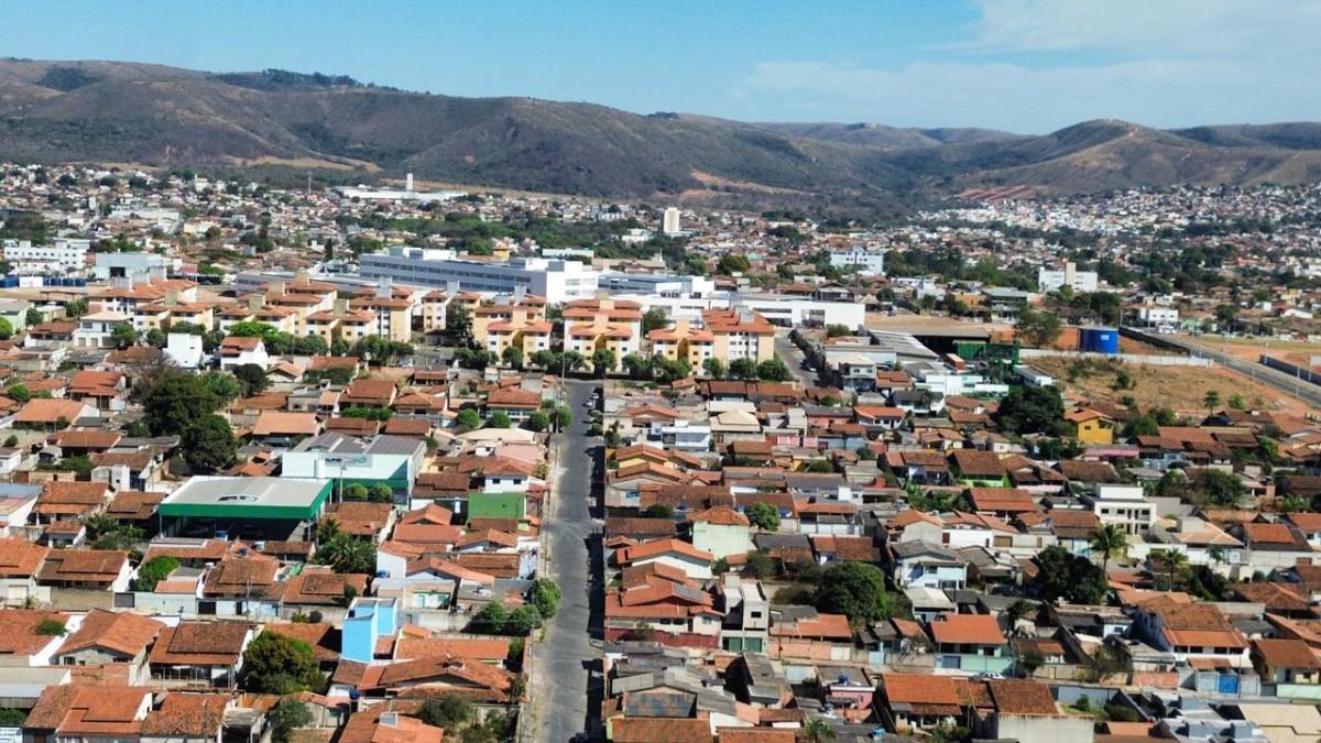 Andar, Jardim Europa, 0 Quarto, 3 Vagas