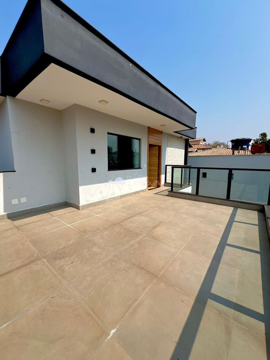 Casa, Planalto, 3 Quartos, 4 Vagas, 1 Suíte