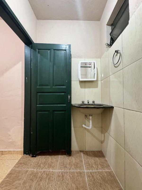 Quitinete, Sagrada Família, 1 Quarto, 0 Vaga