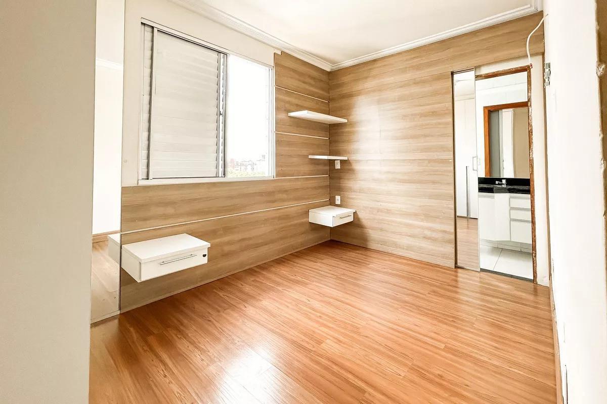 Apartamento, Castelo, 2 Quartos, 2 Vagas, 1 Suíte