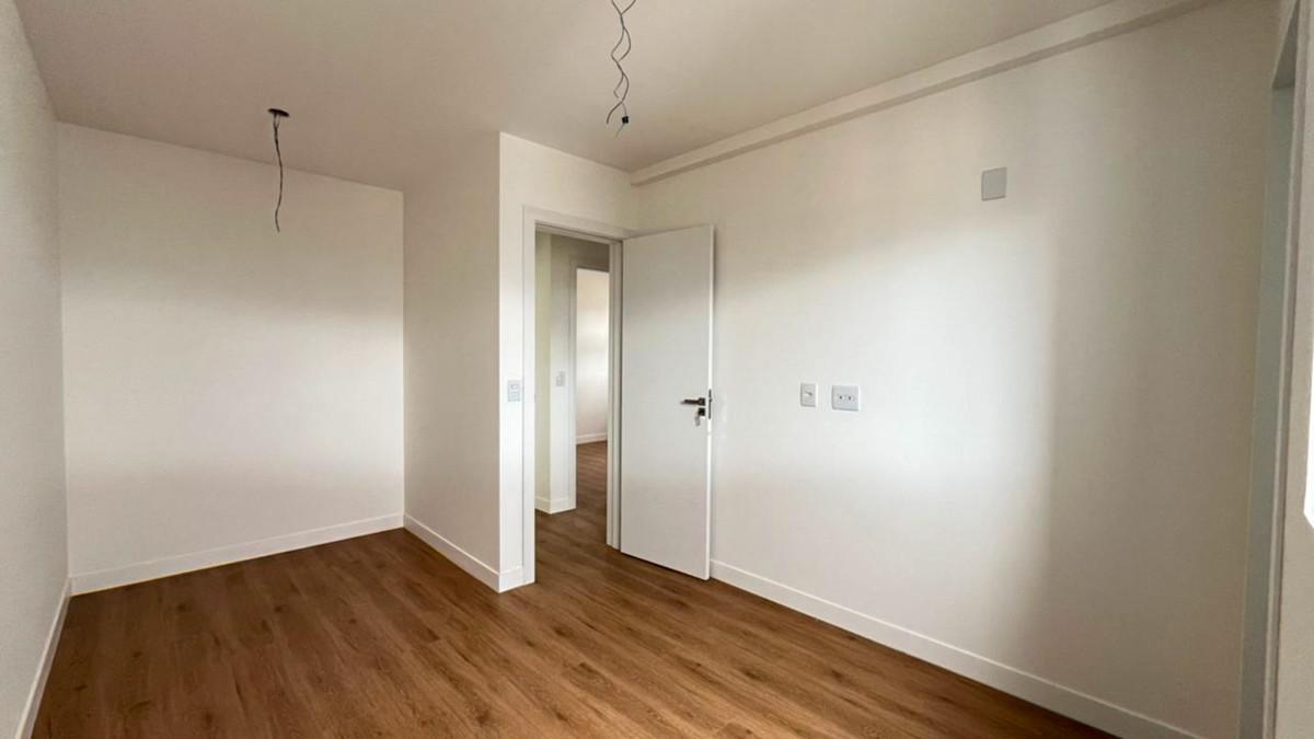 Apartamento, Sagrada Família, 3 Quartos, 2 Vagas, 1 Suíte