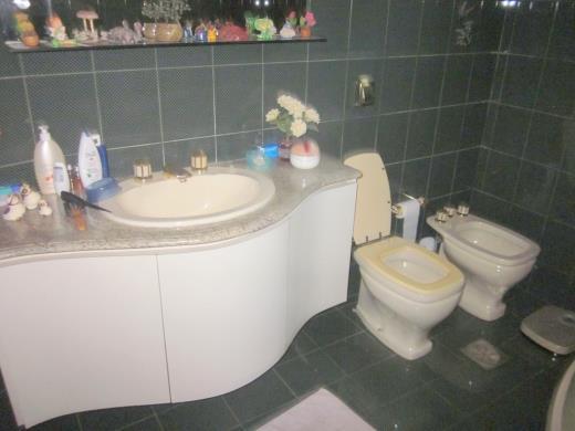 Casa, Itapoã, 3 Quartos, 4 Vagas, 1 Suíte