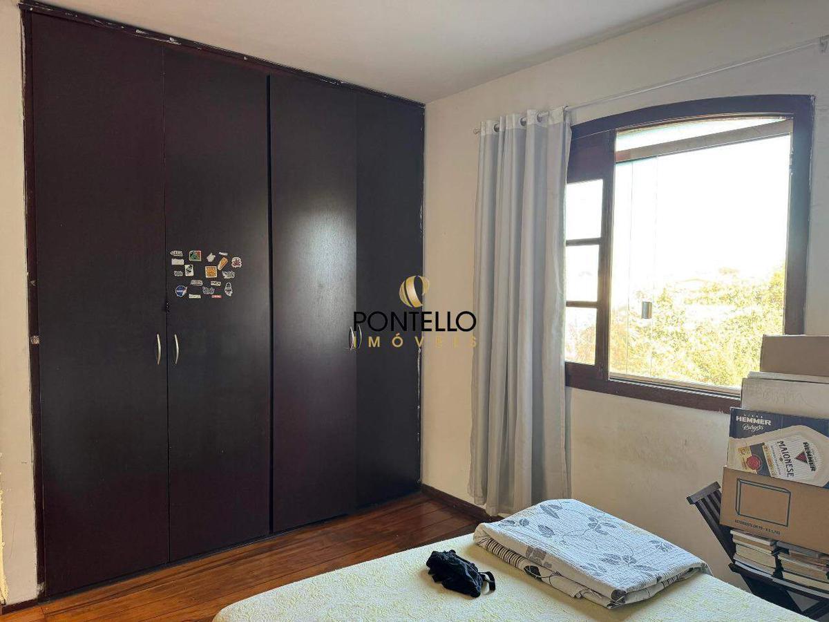 Casa, Boa Vista, 5 Quartos, 2 Vagas, 1 Suíte