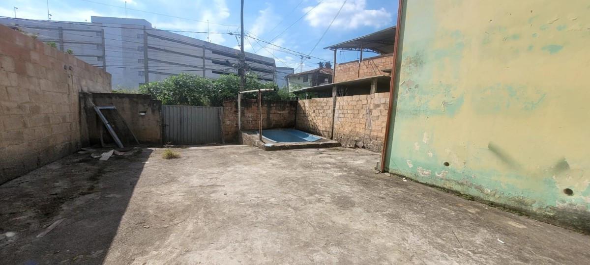 Casa, Vila Clóris, 4 Quartos, 5 Vagas, 1 Suíte