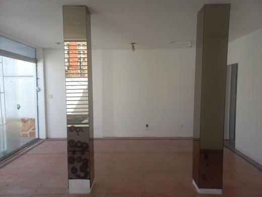 Casa Comercial, Prado, 3 Quartos, 2 Vagas