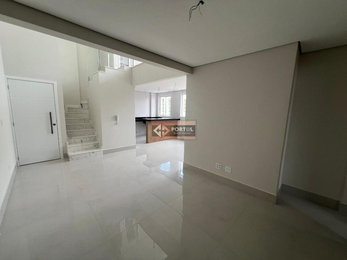 Cobertura, Sagrada Família, 3 Quartos, 3 Vagas, 1 Suíte