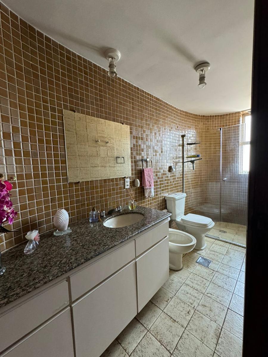 Apartamento, Funcionários, 4 Quartos, 2 Vagas, 1 Suíte