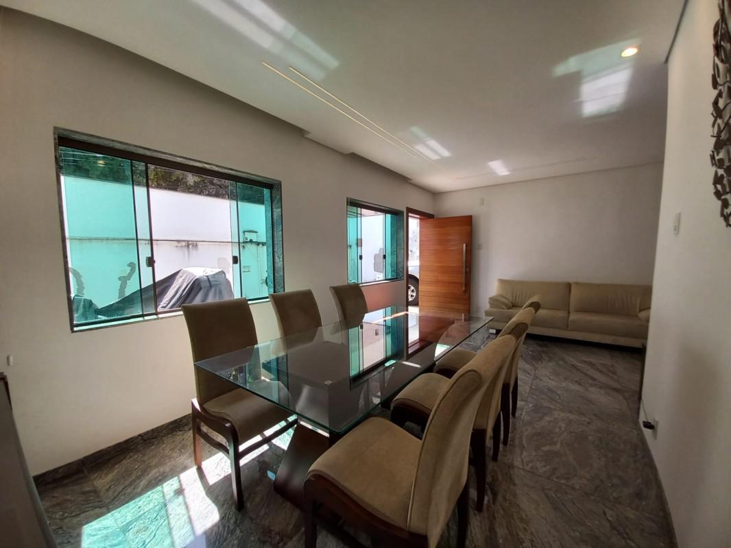 Casa, Sagrada Família, 4 Quartos, 3 Vagas, 1 Suíte