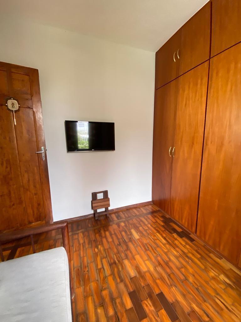 Casa, Floresta, 2 Quartos, 2 Vagas