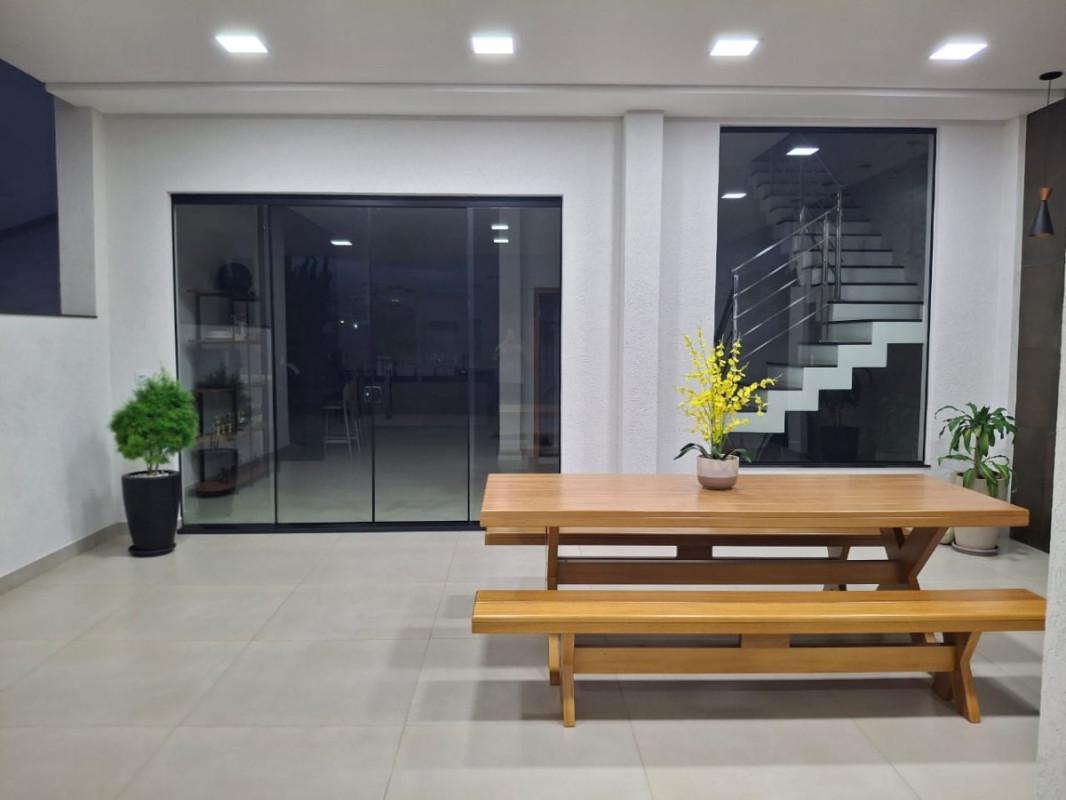 Casa, São Gonçalo, 3 Quartos, 2 Vagas, 1 Suíte