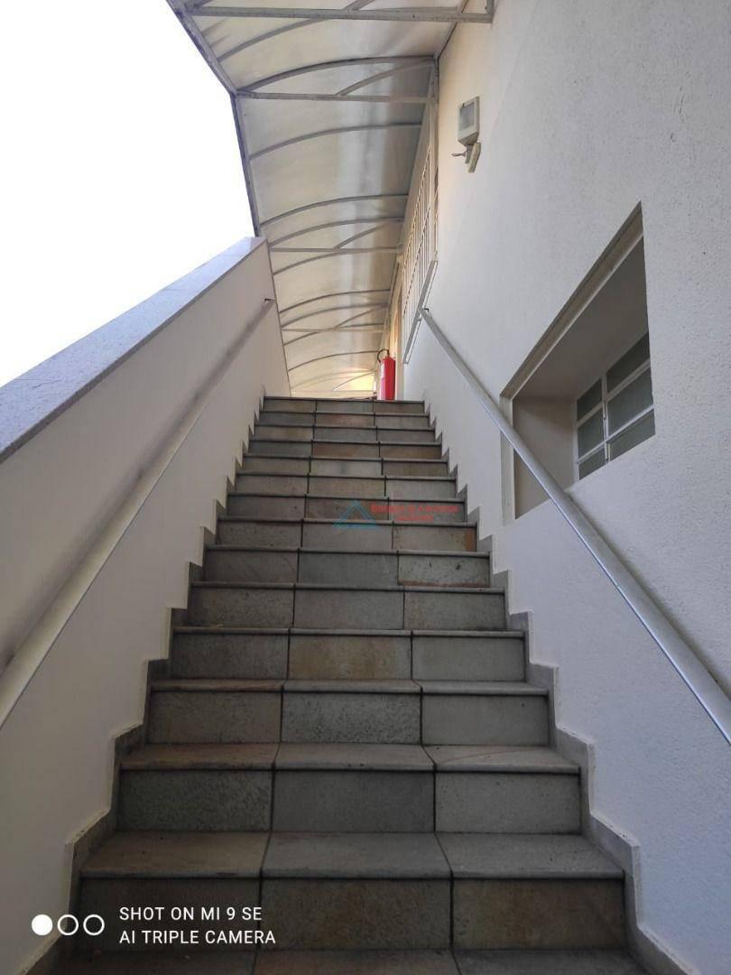 Casa, Centro, 5 Quartos, 0 Vaga