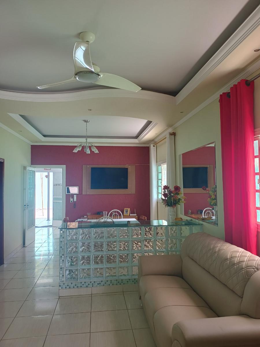 Casa, Praia, 3 Quartos, 4 Vagas, 1 Suíte