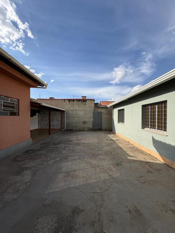 Casa, Jardim Riacho das Pedras, 3 Quartos, 5 Vagas, 1 Suíte