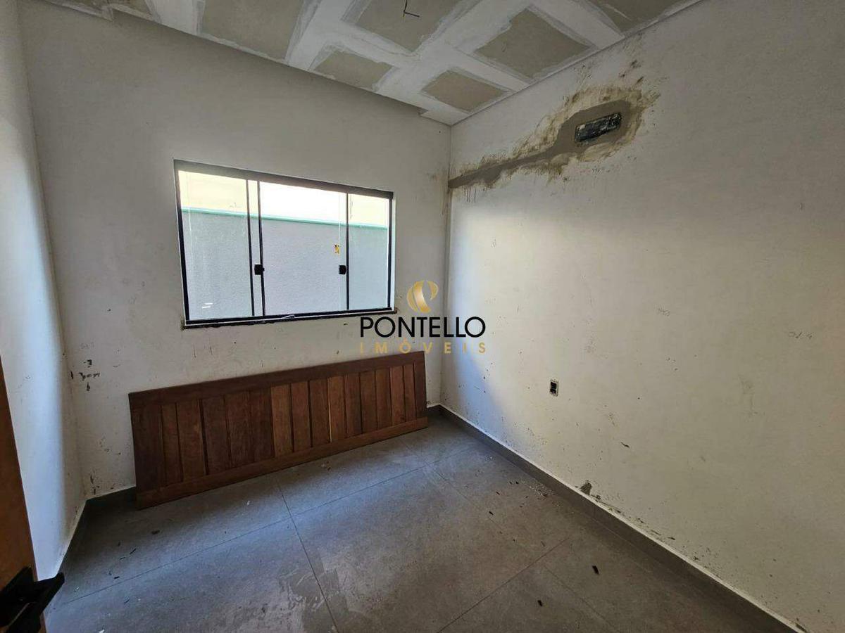 Casa, Jardim Europa, 4 Quartos, 3 Vagas, 1 Suíte