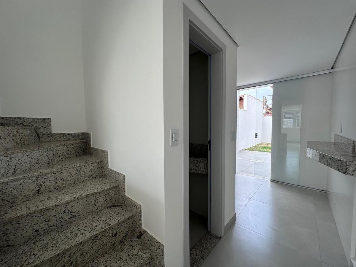 Casa, Jardim Leblon, 2 Quartos, 1 Vaga