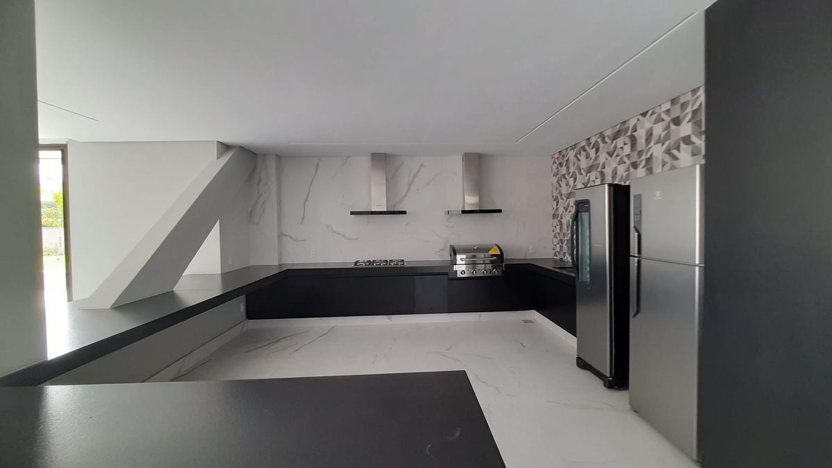 Apartamento, Santa Lúcia, 4 Quartos, 4 Vagas, 4 Suítes