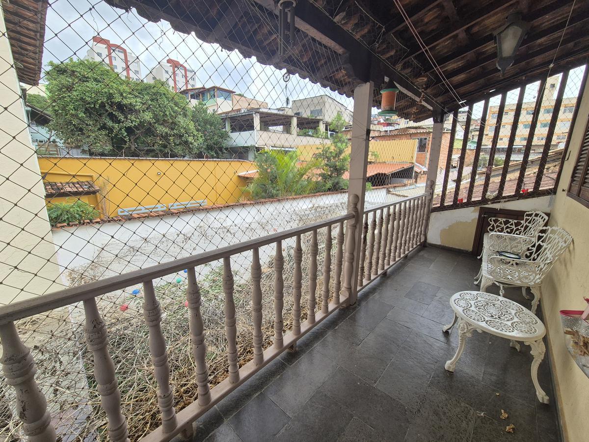 Casa, Jardim América, 5 Quartos, 3 Vagas, 1 Suíte