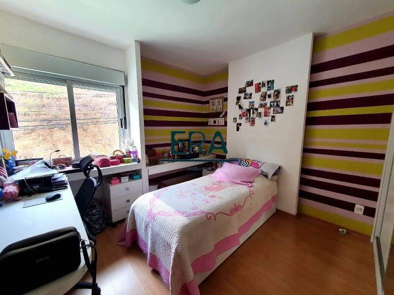 Casa, Santa Lúcia, 4 Quartos, 3 Vagas, 1 Suíte