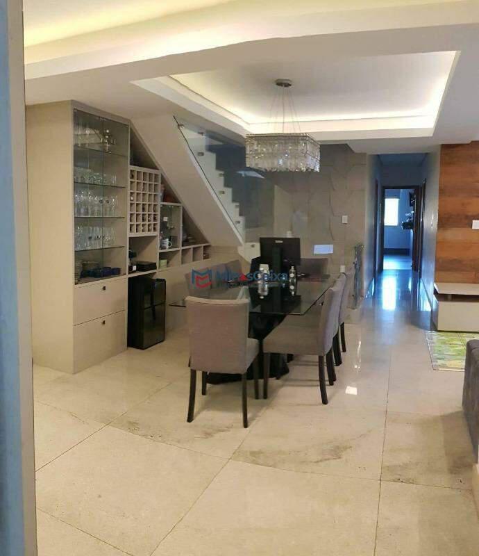 Apartamento, Funcionários, 4 Quartos, 4 Vagas, 2 Suítes