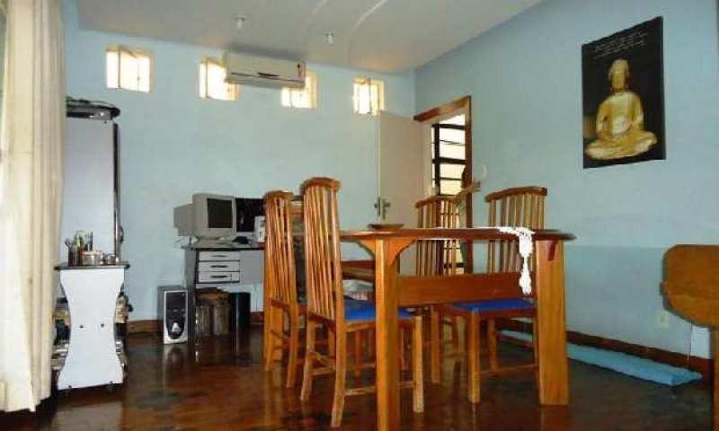 Casa, Sagrada Família, 3 Quartos, 2 Vagas, 1 Suíte