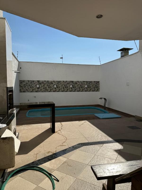 Casa, Europa, 4 Quartos, 4 Vagas, 1 Suíte