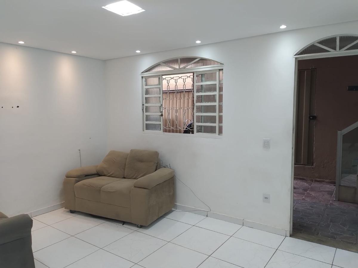 Casa, Jardim Balneário, 5 Quartos, 3 Vagas, 1 Suíte
