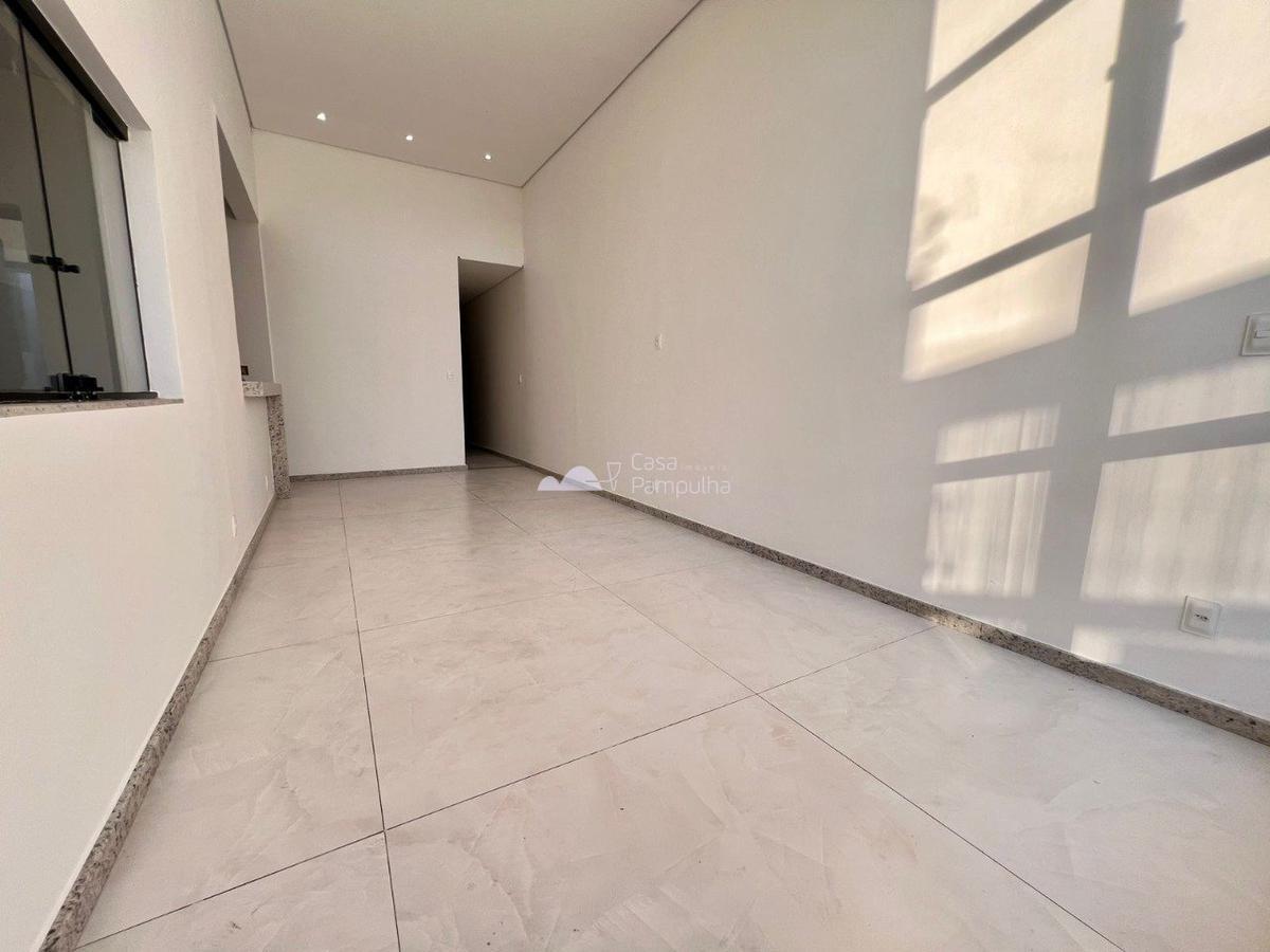 Casa, Conjunto Minascaixa, 3 Quartos, 2 Vagas, 1 Suíte