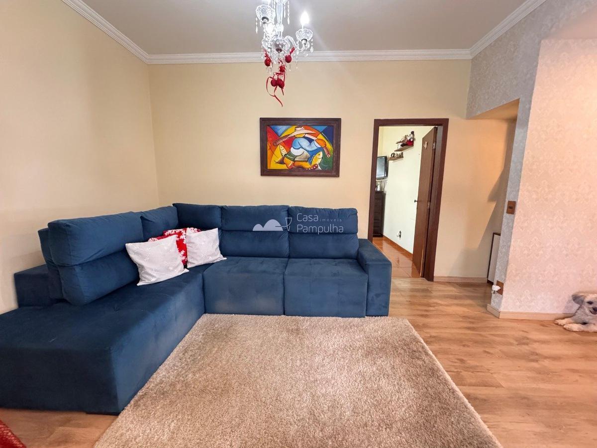 Casa, Trevo, 3 Quartos, 4 Vagas